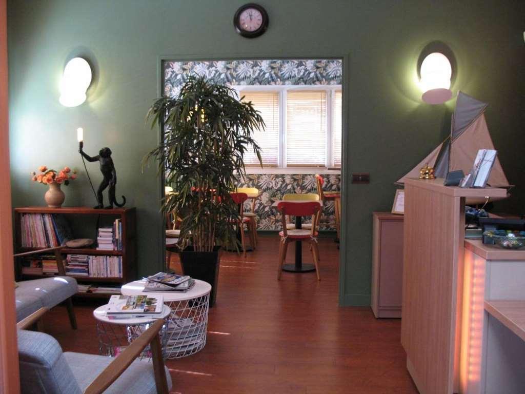 Hotel De Caen Interno foto