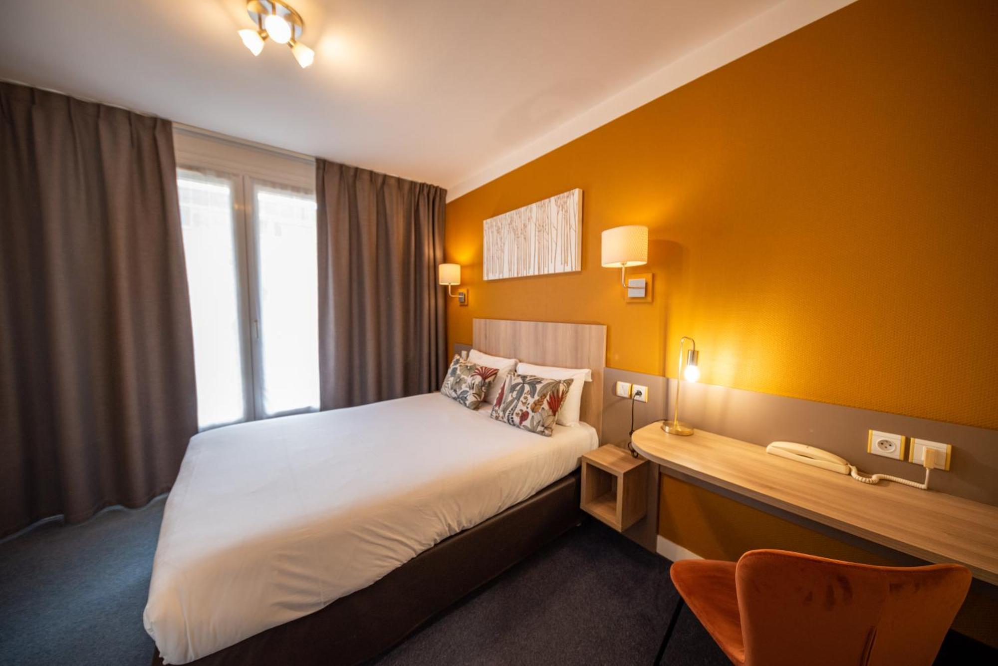 Hotel De Caen Esterno foto